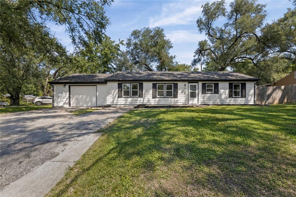 Listing Photo MLS #HMS2638944