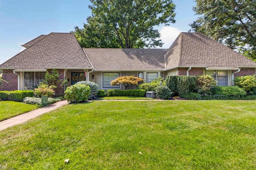 Listing Photo MLS #HMS2639111