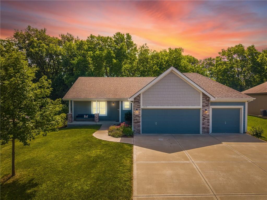 Listing Photo MLS #HMS2639264