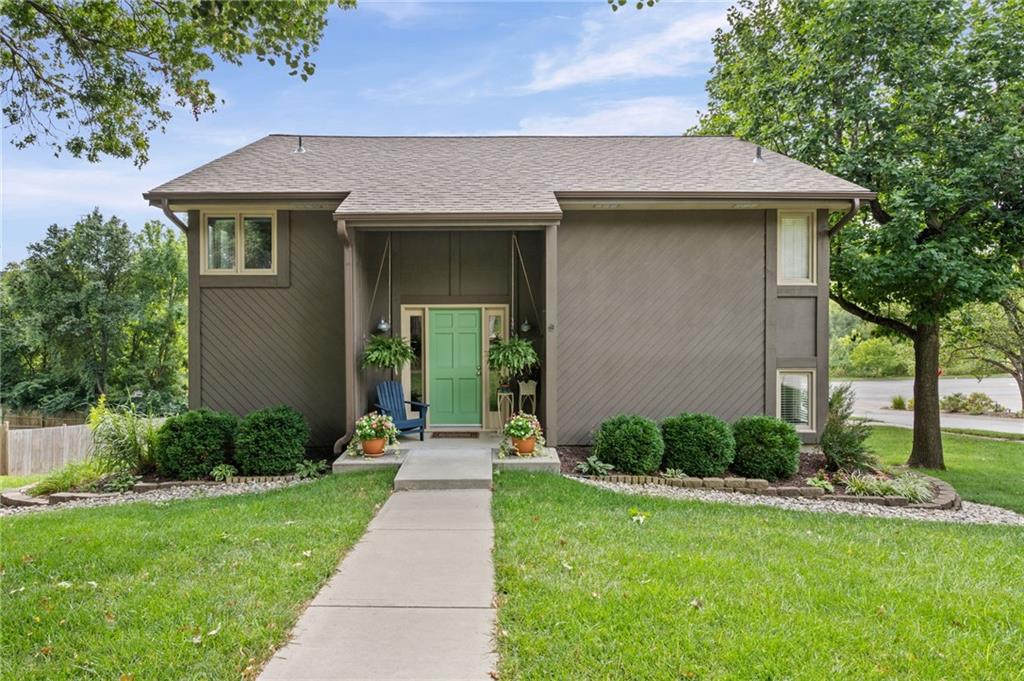 Listing Photo MLS #HMS2639698