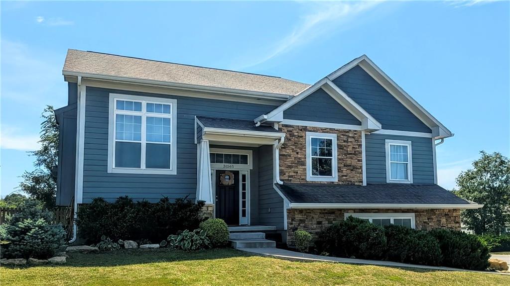 Listing Photo MLS #HMS2639804