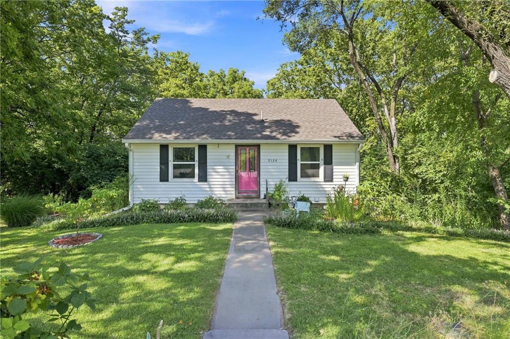 Listing Photo MLS #HMS2639806