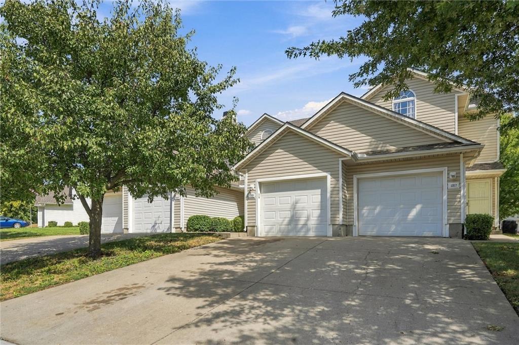 Listing Photo MLS #HMS2639843