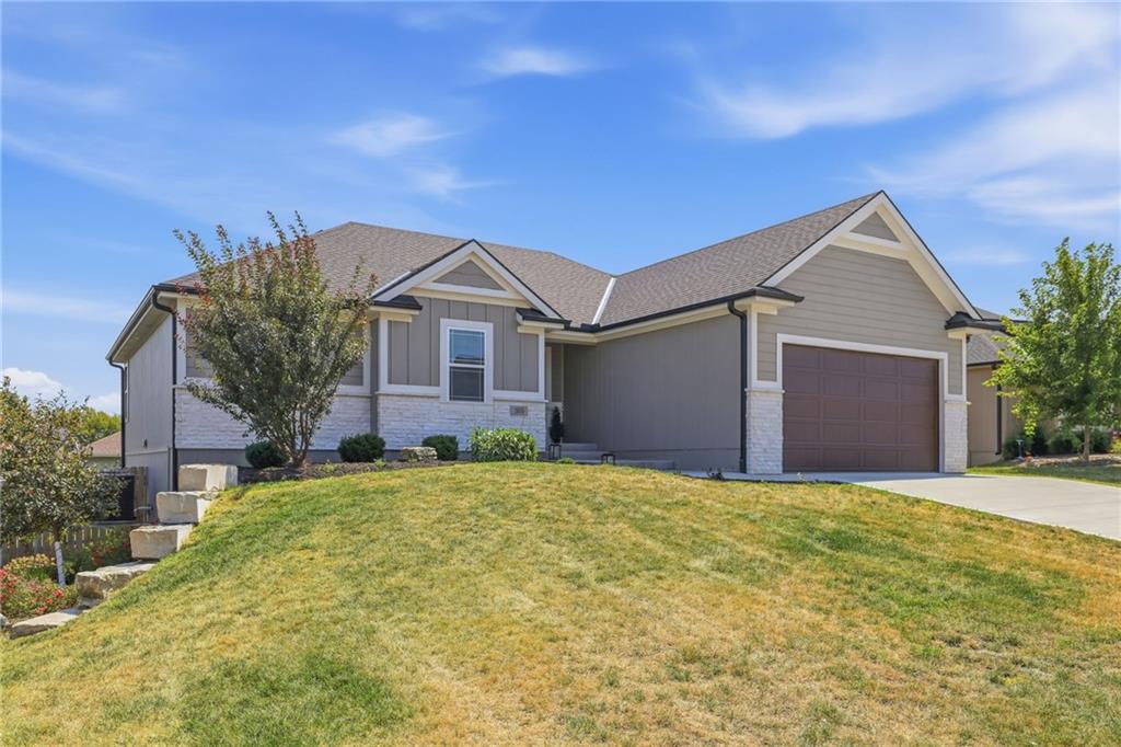 Listing Photo MLS #HMS2640318