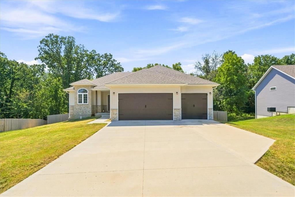 Listing Photo MLS #HMS2640324