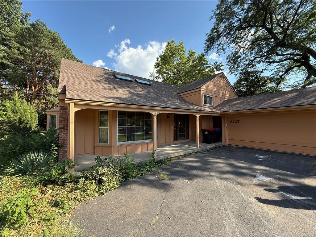 Listing Photo MLS #HMS2640437