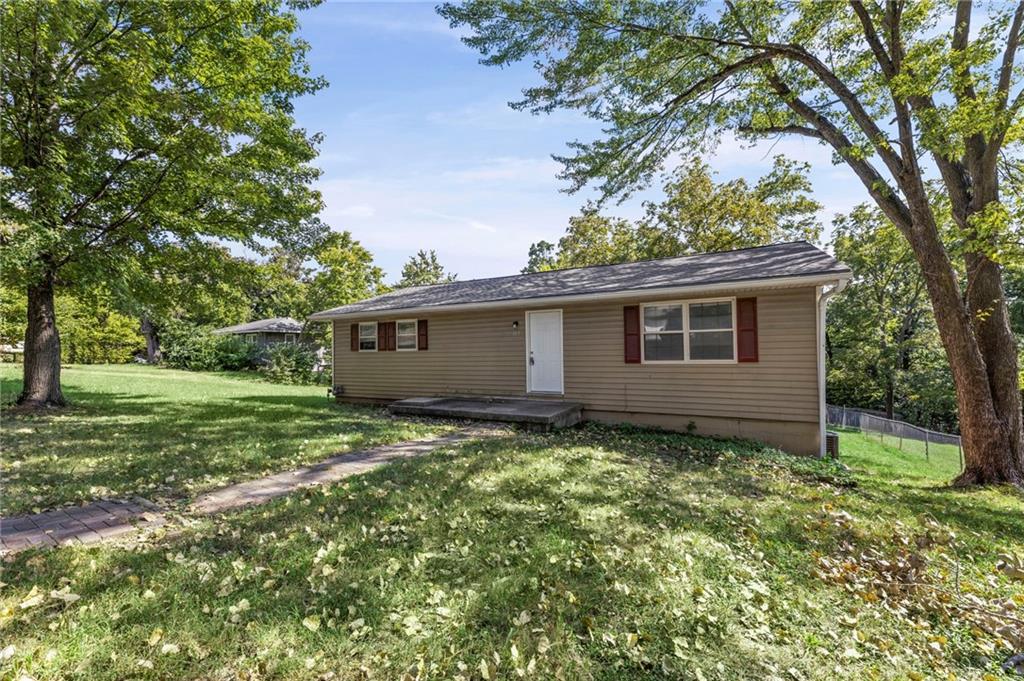 Listing Photo MLS #HMS2640473