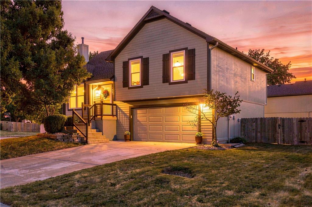 Listing Photo MLS #HMS2640475