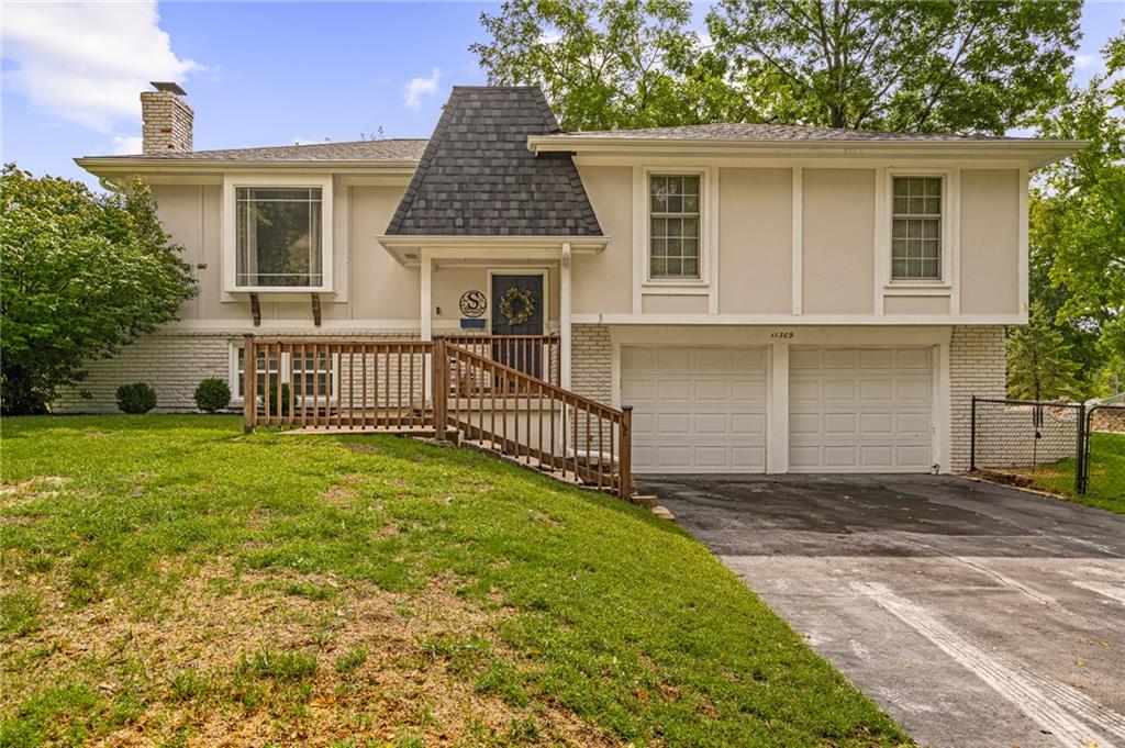 Listing Photo MLS #HMS2640489