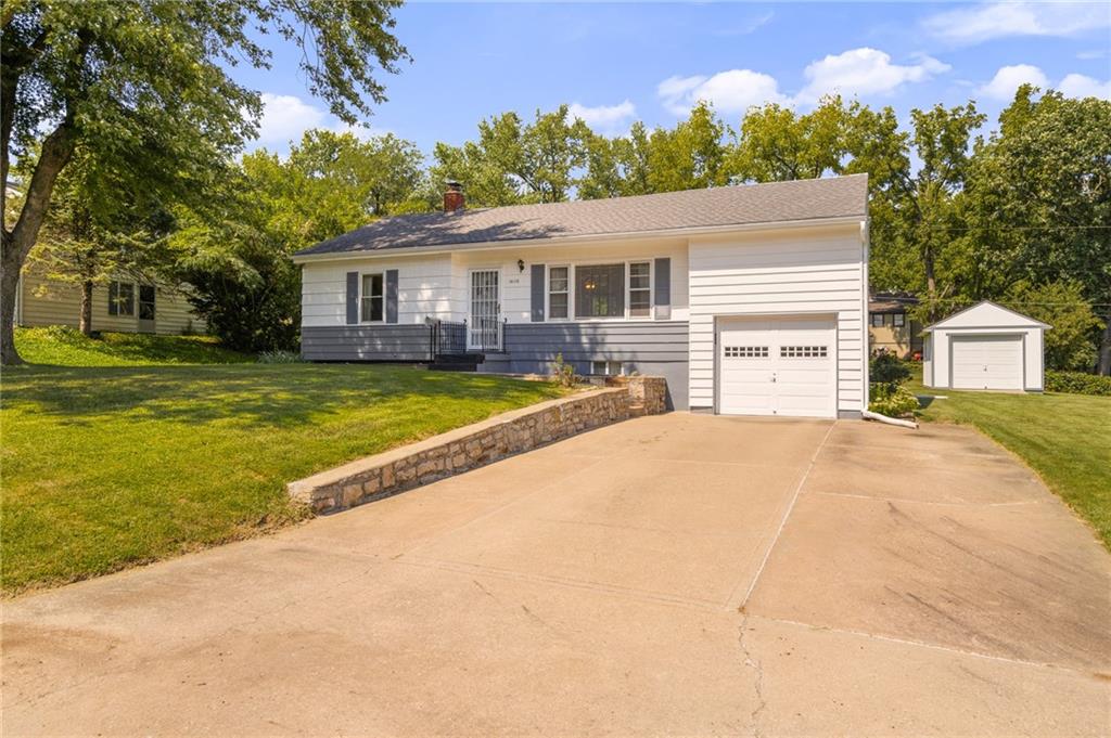 Listing Photo MLS #HMS2640498