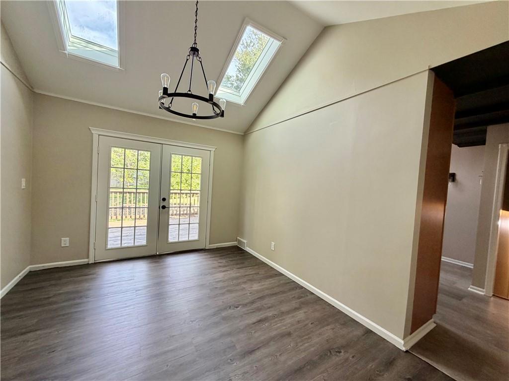 Listing Photo MLS #HMS2640575