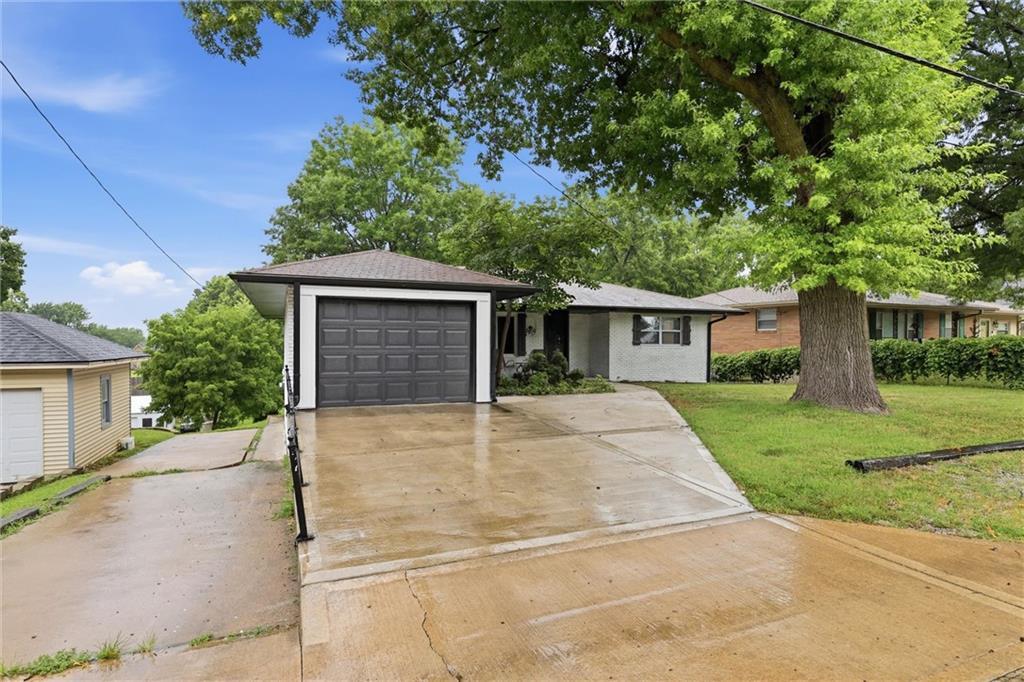 Listing Photo MLS #HMS2640630