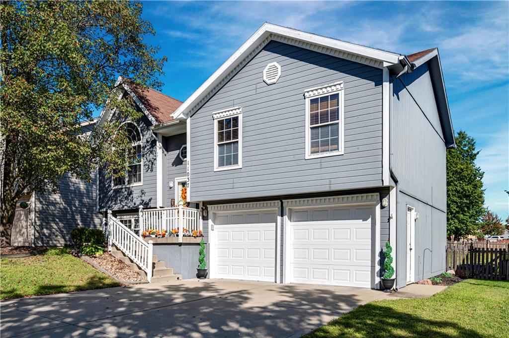 Listing Photo MLS #HMS2640633