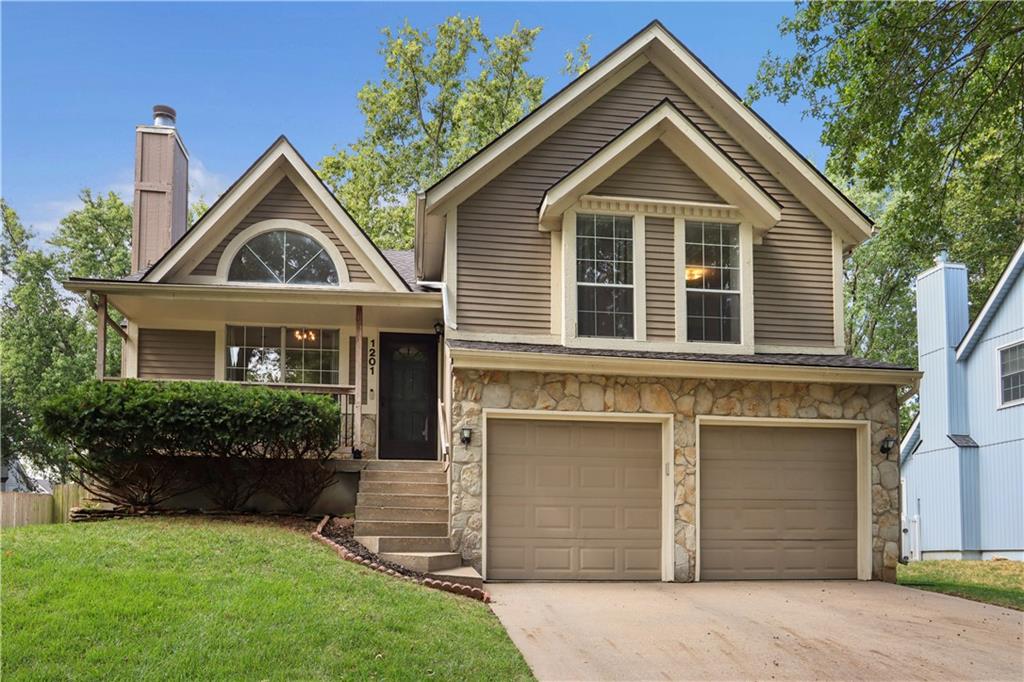 Listing Photo MLS #HMS2640669