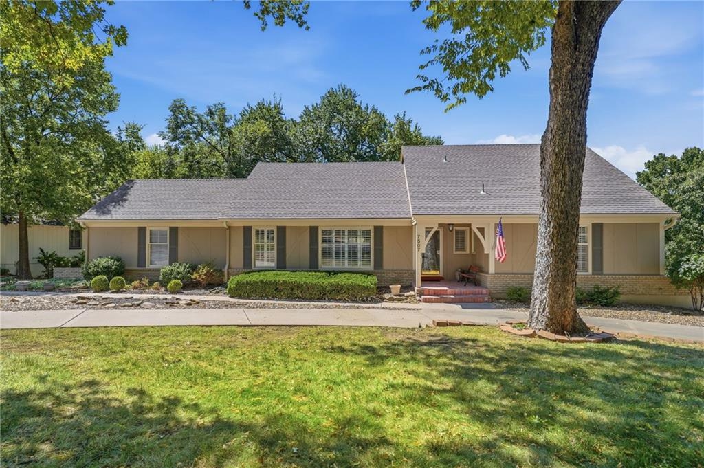 Listing Photo MLS #HMS2640715