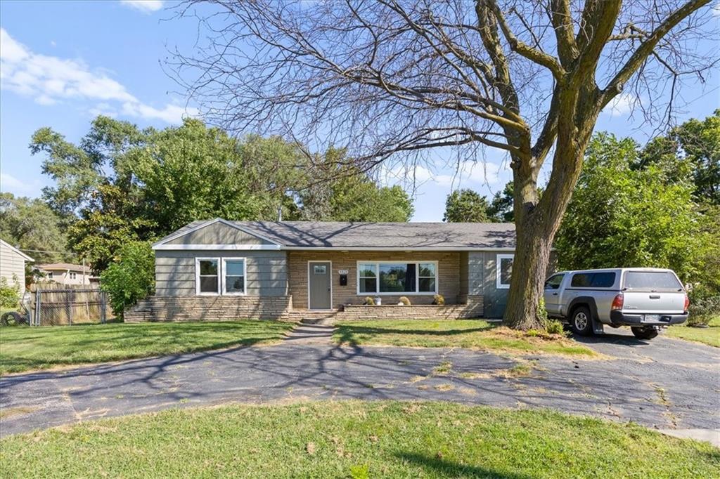 Listing Photo MLS #HMS2640744