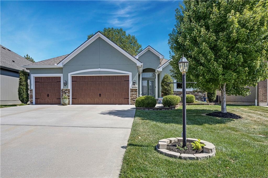 Listing Photo MLS #HMS2640783