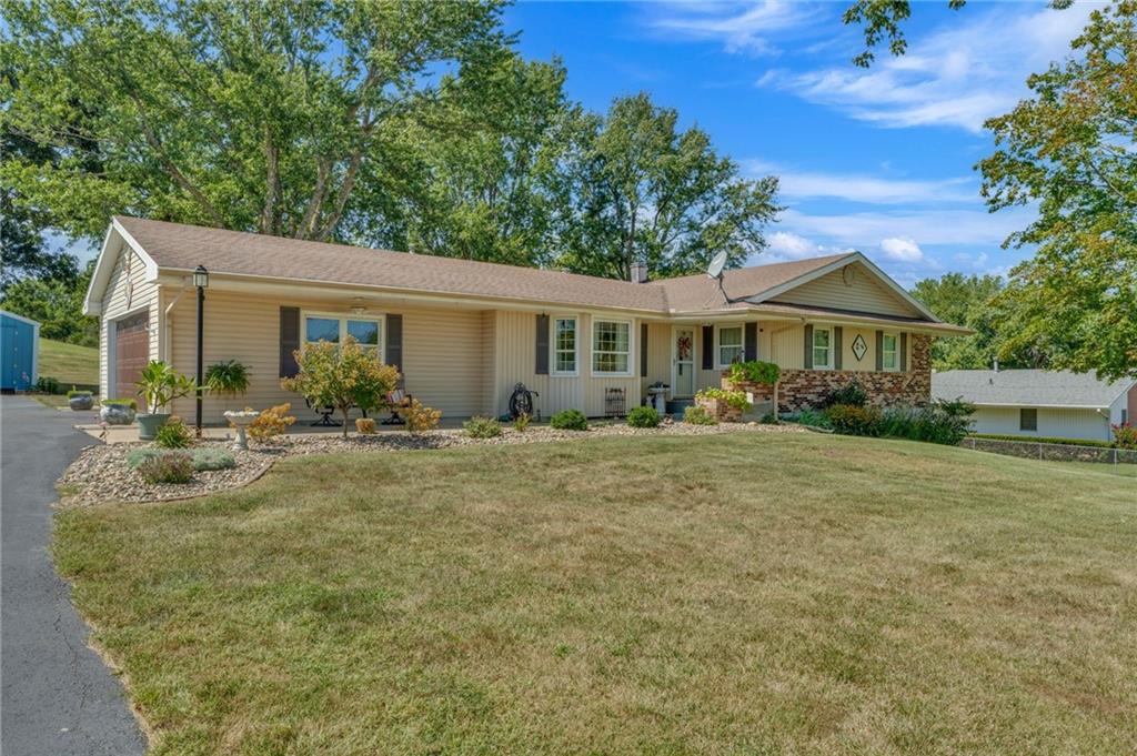 Listing Photo MLS #HMS2640943
