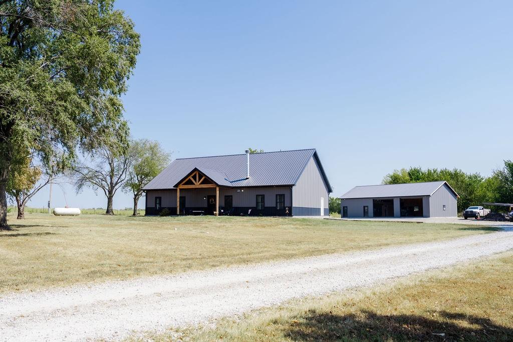 Listing Photo MLS #HMS2640970