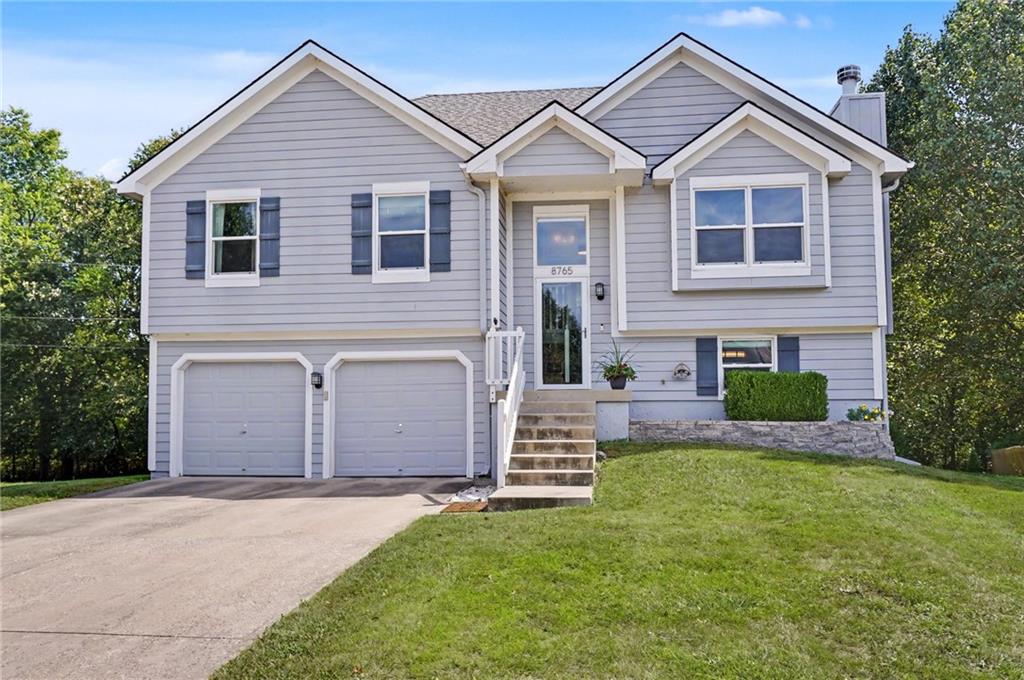 Listing Photo MLS #HMS2640983