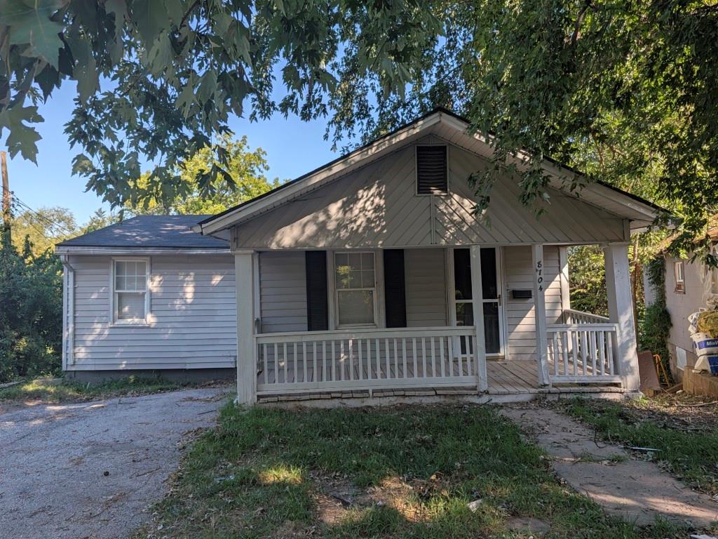 Listing Photo MLS #HMS2641092