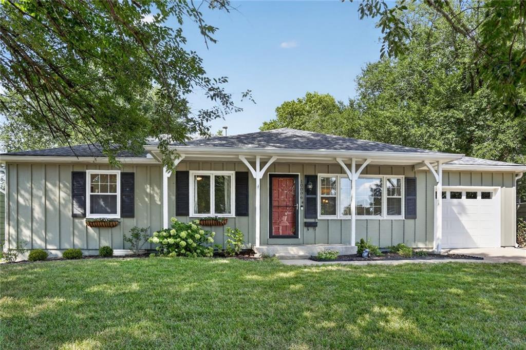 Listing Photo MLS #HMS2641129