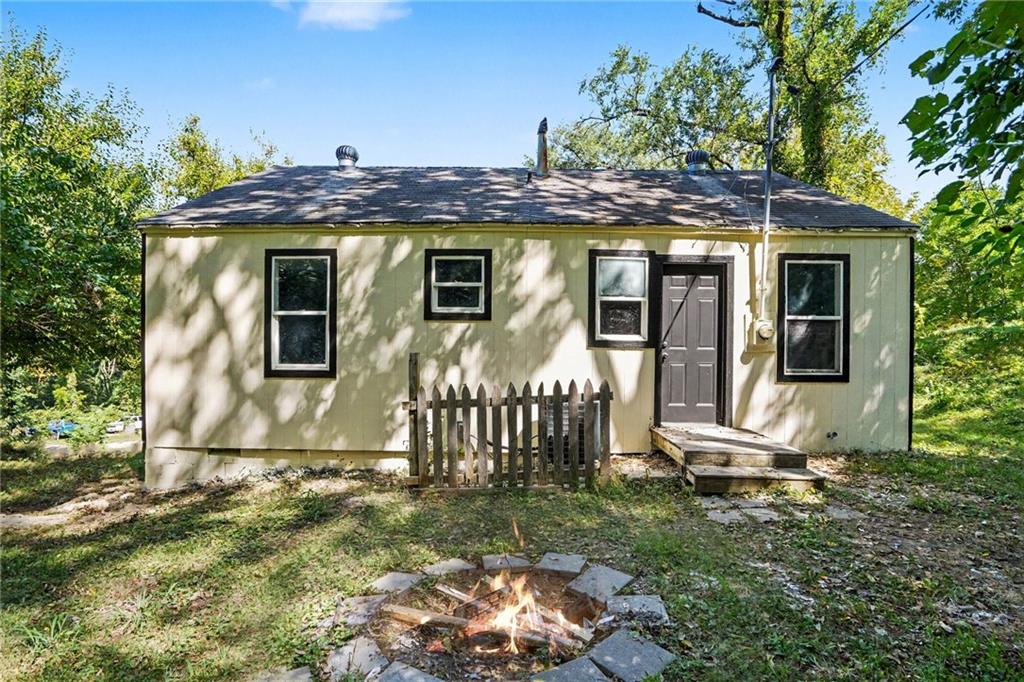 Listing Photo MLS #HMS2641144