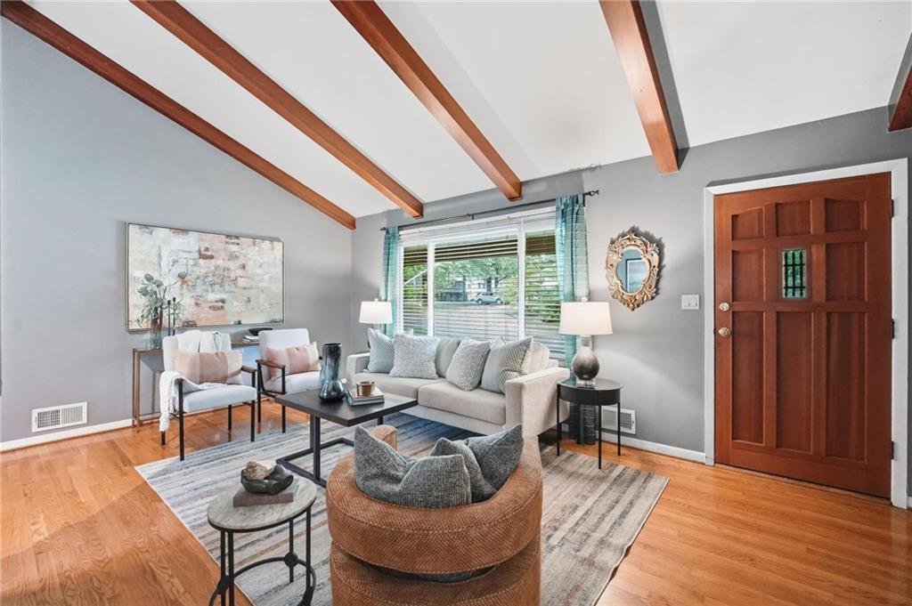 Listing Photo MLS #HMS2641262
