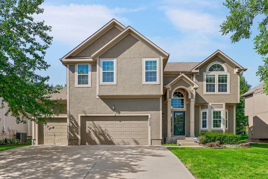 Listing Photo MLS #HMS2641275