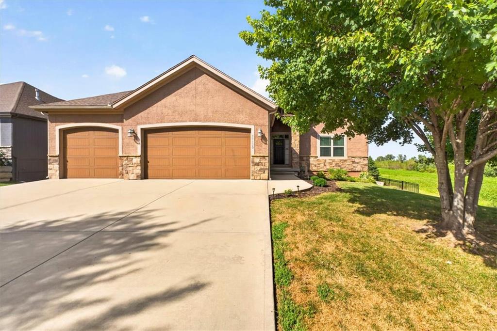 Listing Photo MLS #HMS2641386