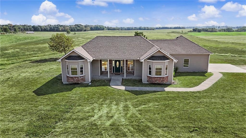 Listing Photo MLS #HMS2641435