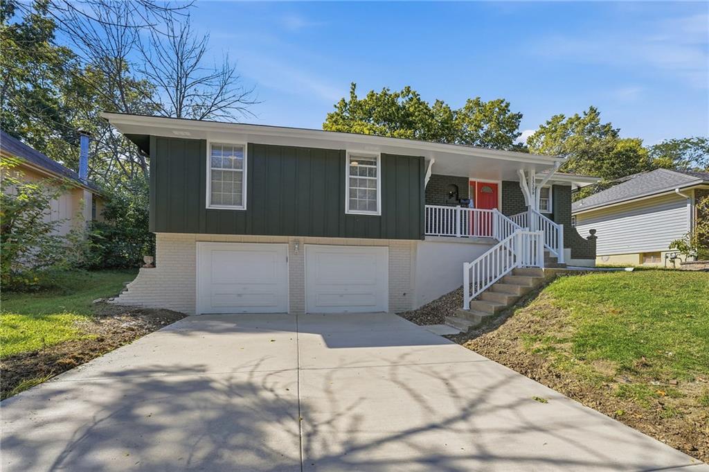 Listing Photo MLS #HMS2641456