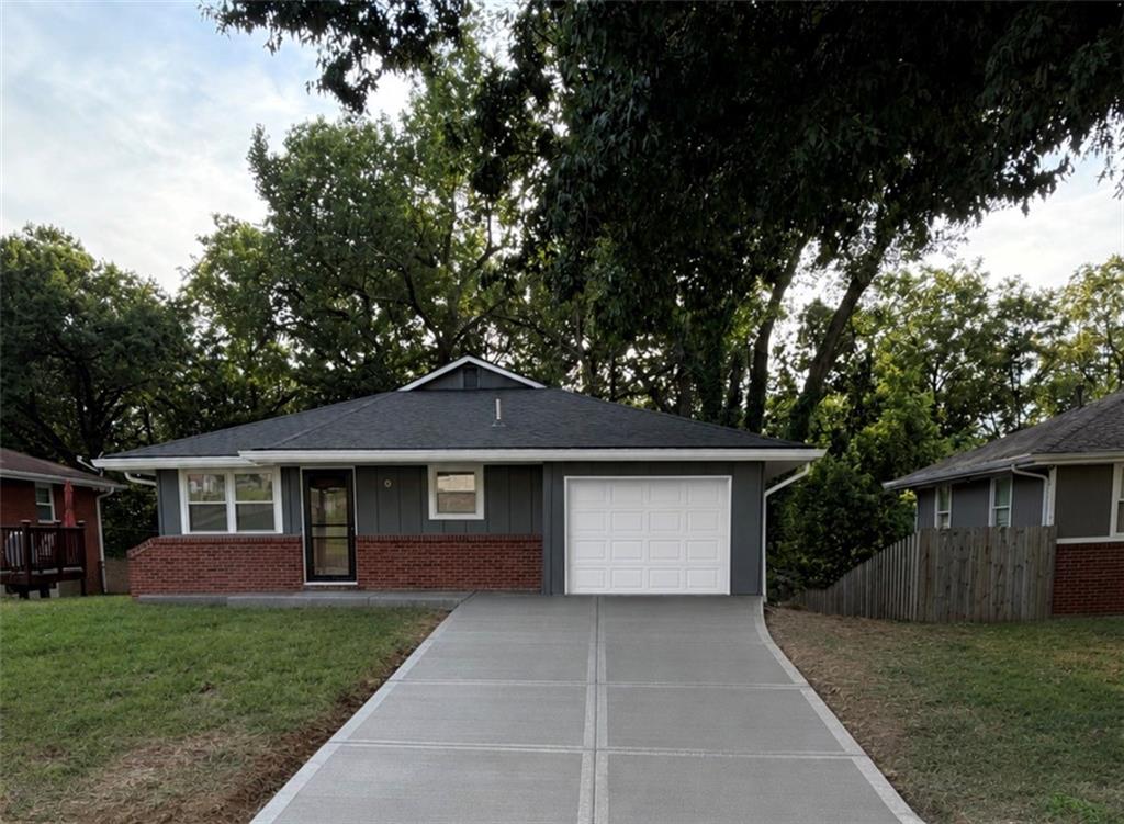 Listing Photo MLS #HMS2641471