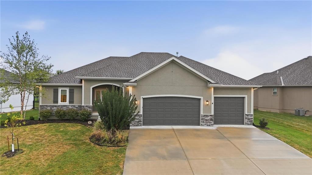 Listing Photo MLS #HMS2641494