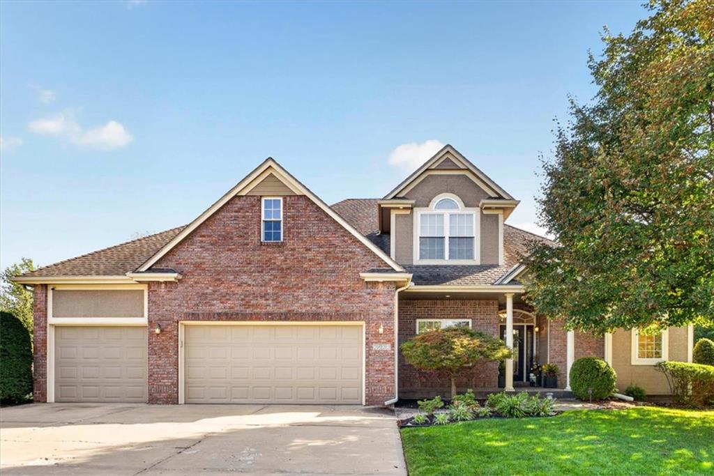 Listing Photo MLS #HMS2641651
