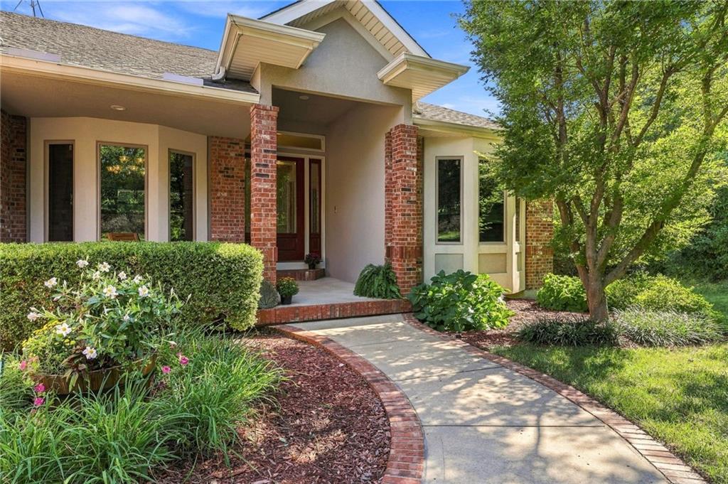 Listing Photo MLS #HMS2641652