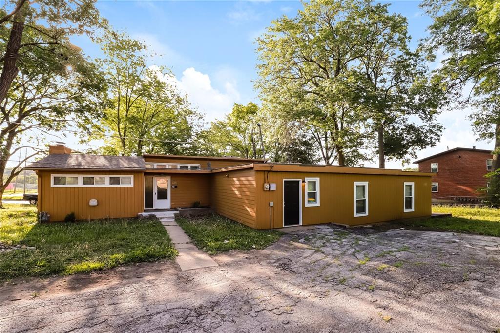 Listing Photo MLS #HMS2641672