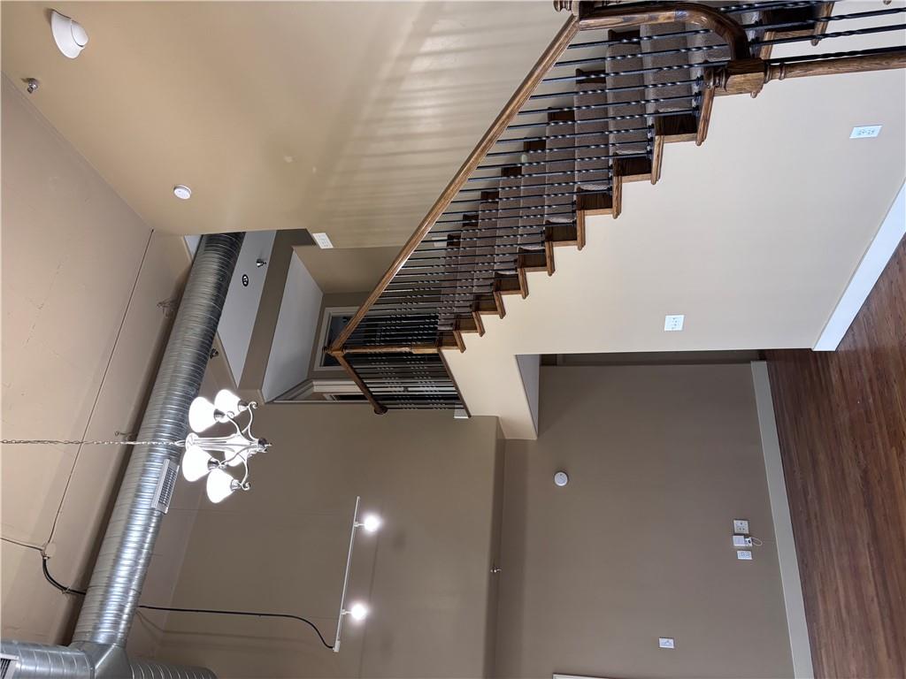 Listing Photo MLS #HMS2641681