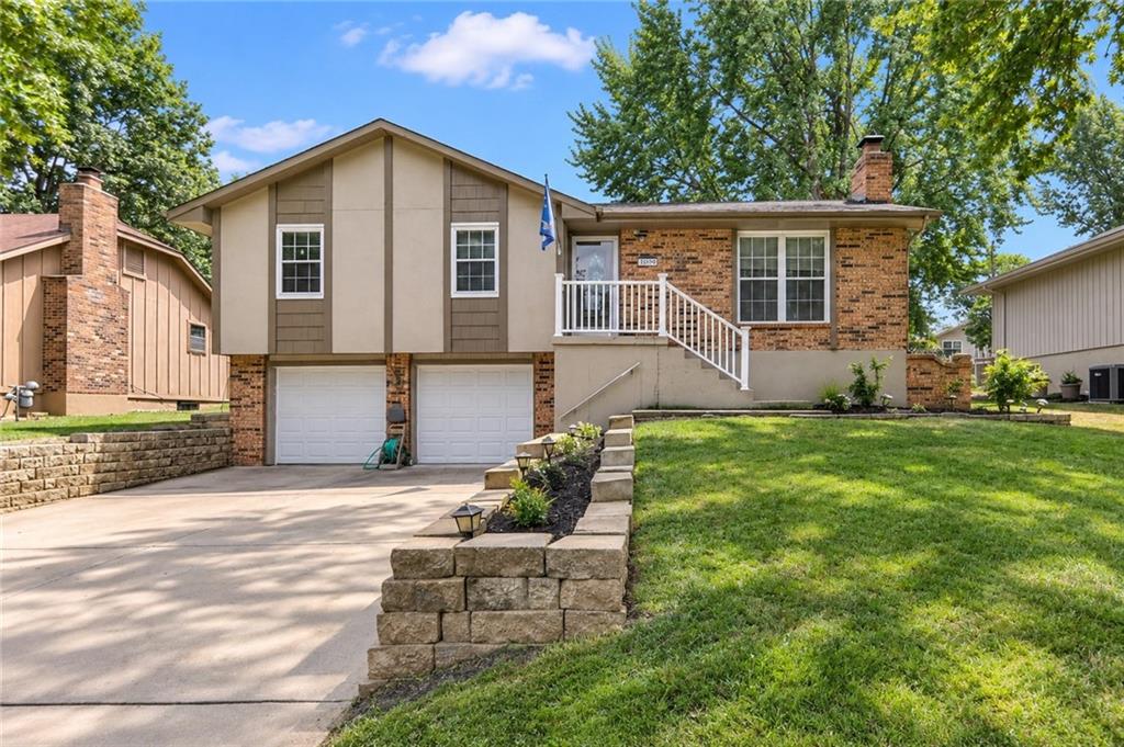 Listing Photo MLS #HMS2641683