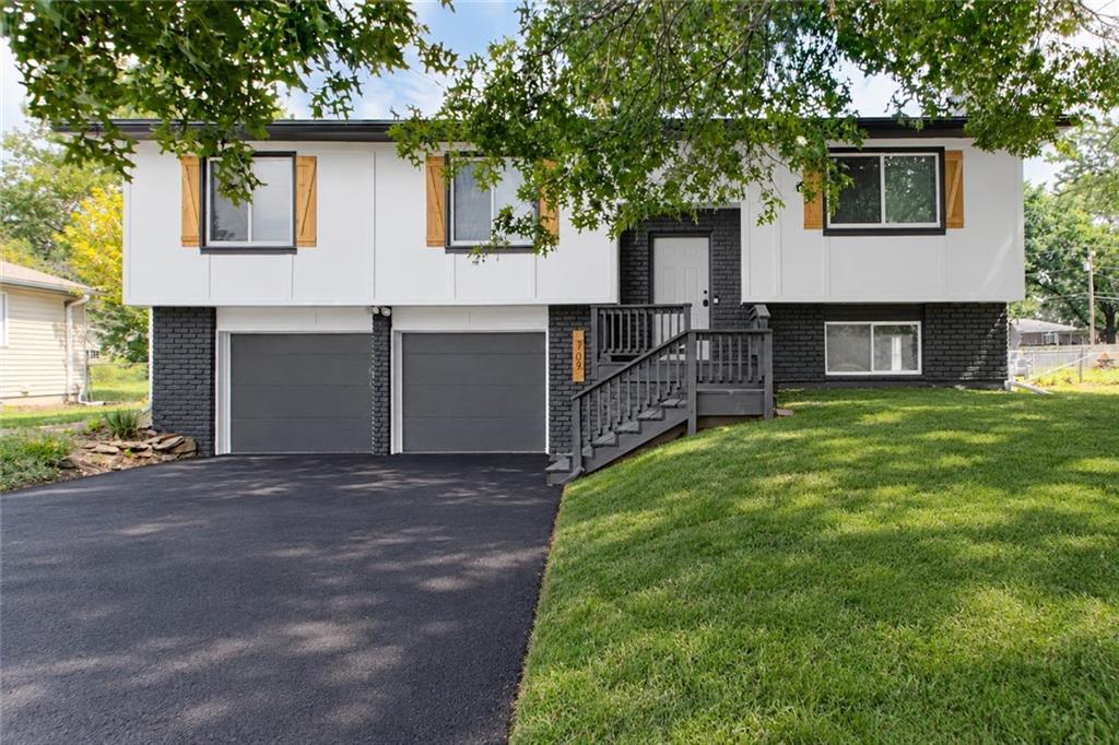 Listing Photo MLS #HMS2641702