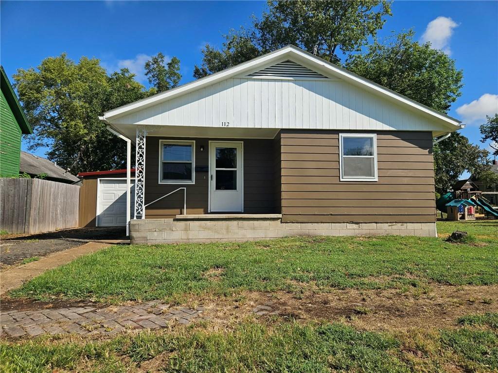 Listing Photo MLS #HMS2641773