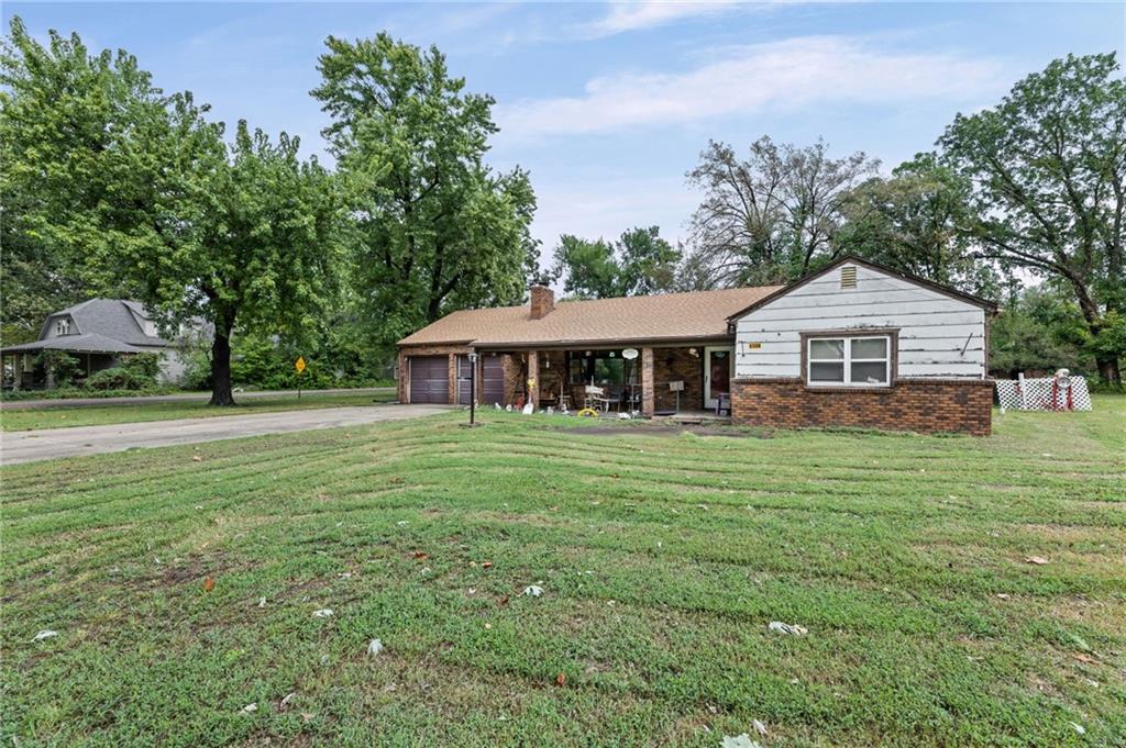 Listing Photo MLS #HMS2641791