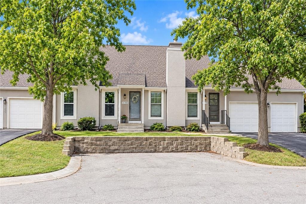 Listing Photo MLS #HMS2641794