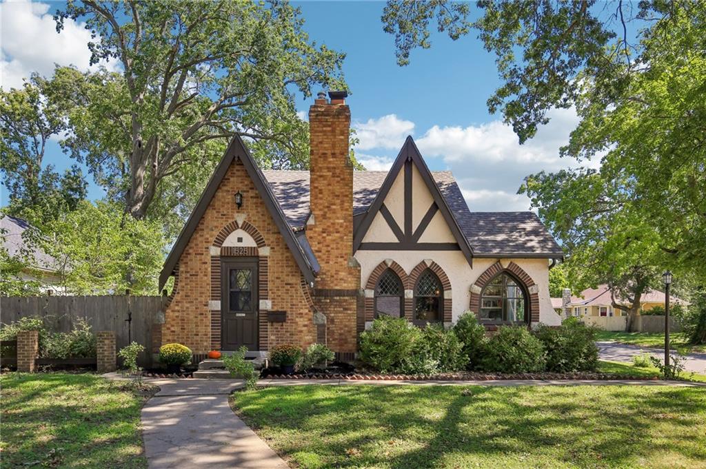Listing Photo MLS #HMS2641799