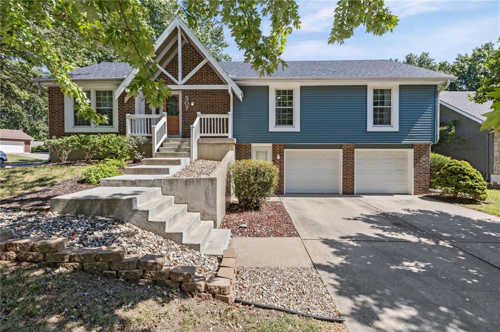 Listing Photo MLS #HMS2641800