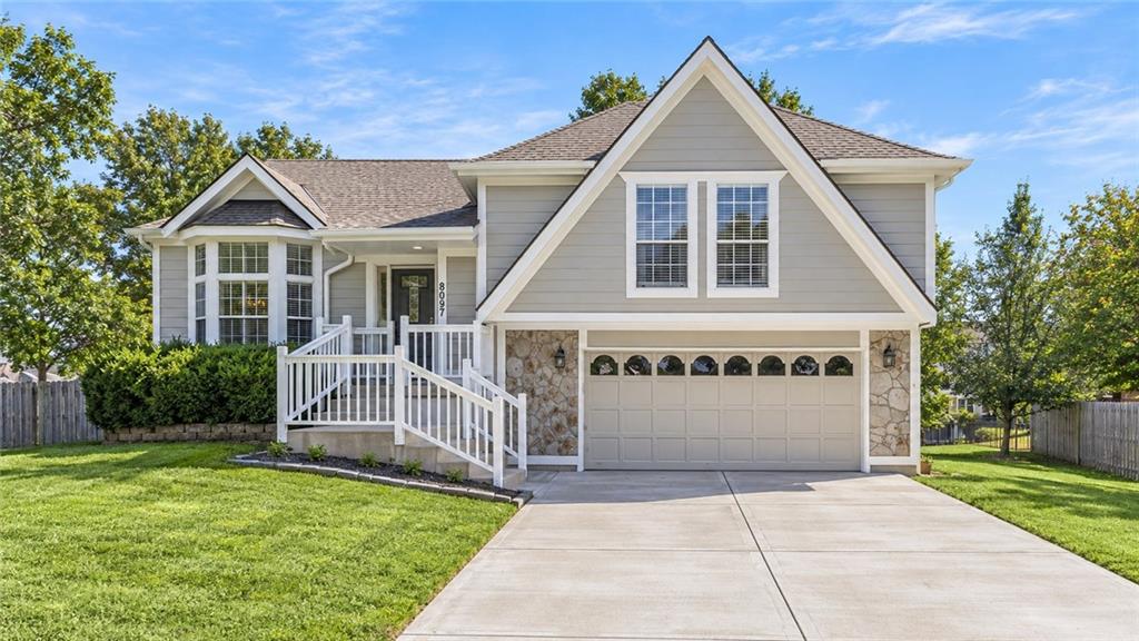 Listing Photo MLS #HMS2641817