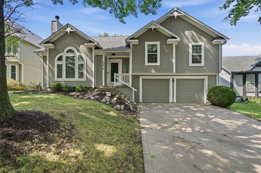Listing Photo MLS #HMS2641837