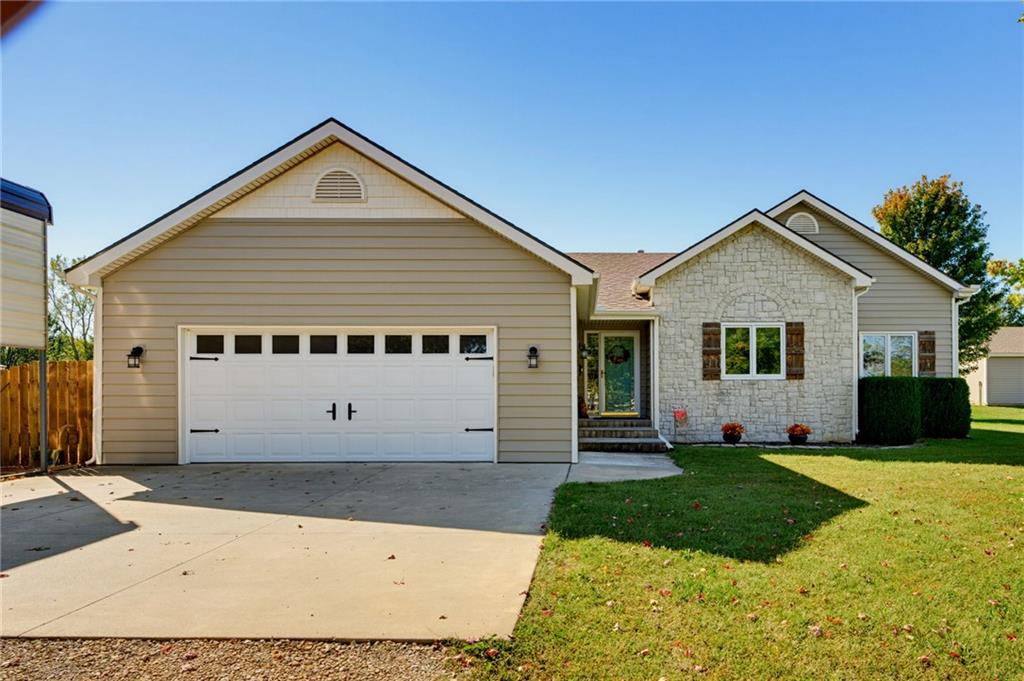 Listing Photo MLS #HMS2641842