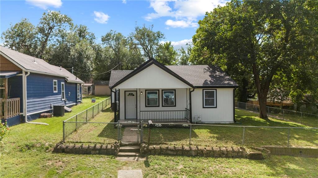 Listing Photo MLS #HMS2641869