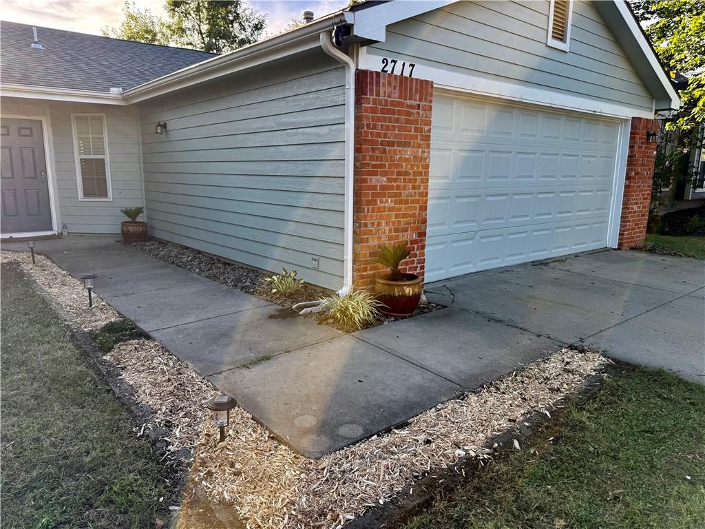Listing Photo MLS #HMS2641880